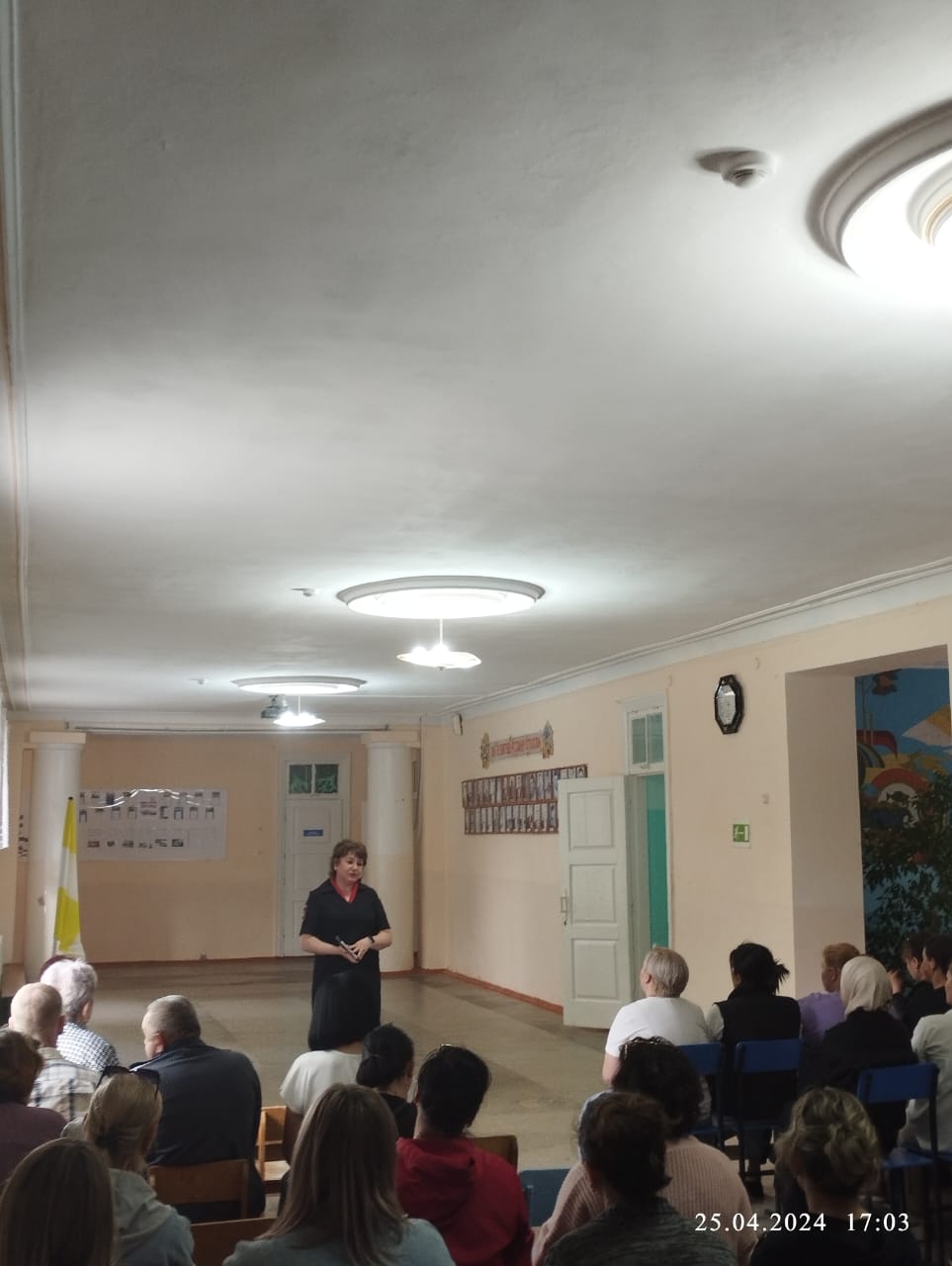 Сотрудники Госавтоинспекции принимают участие на родительских собраниях в общеобразовательных организациях Ипатовского округа.