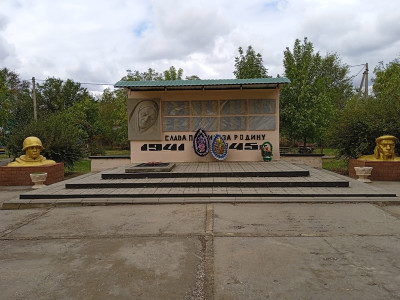 Мемориал  погибшим в годы  Великой Отечественной войны.